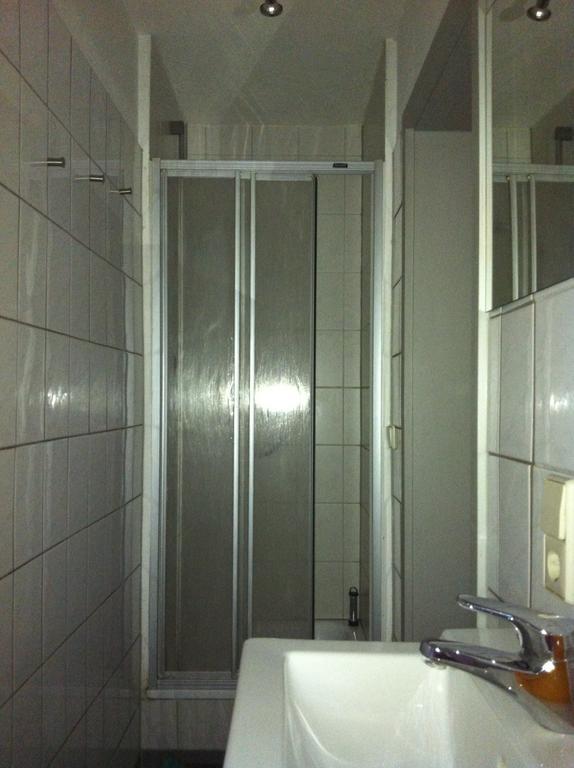 Gastezimmer Am Spielbergtor Erfurt Kamer foto